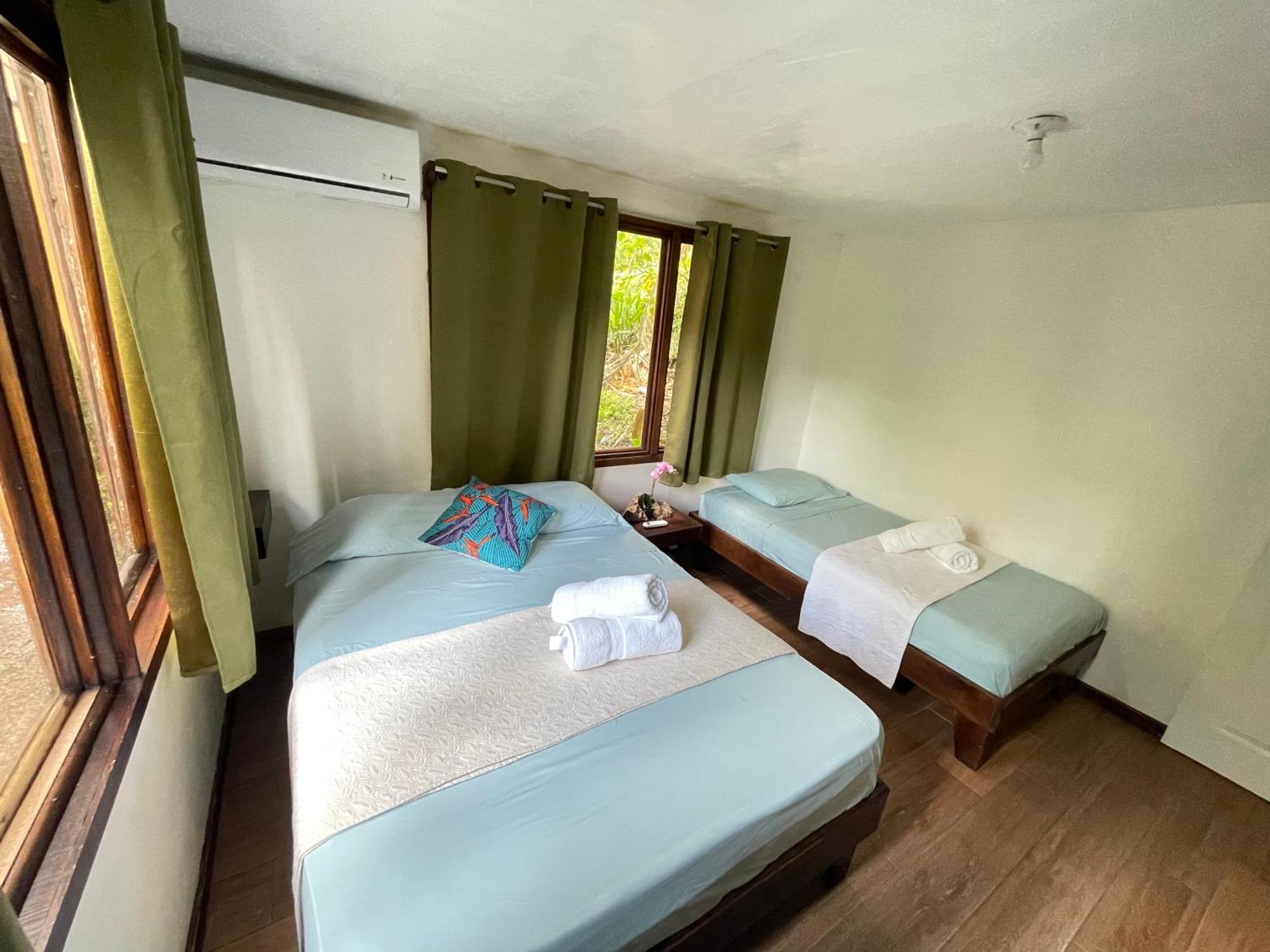Casa Jaguar Tortuguero